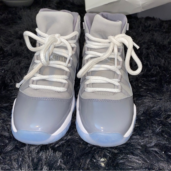 jordan 11 cool grey size 5.5 amazing condition - Picture 2 of 6